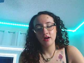 adafontaine18's CamSoda show and profile