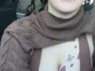 Live webcam model adafontaine18 on Soda Cams