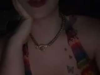 Live webcam model adafontaine18 on Soda Cams
