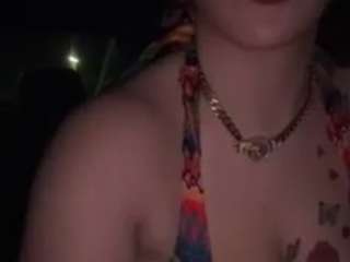 Live webcam model adafontaine18 on Soda Cams