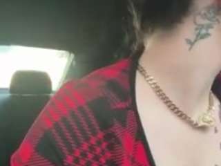 Live webcam model adafontaine18 on Soda Cams