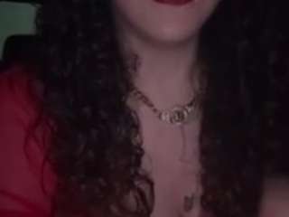 Live webcam model adafontaine18 on Soda Cams