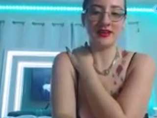 adafontaine18 Live Webcam on CamSoda