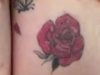 Live webcam model adafontaine18 on Soda Cams