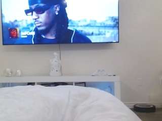 adafontaine18 Live Webcam on CamSoda