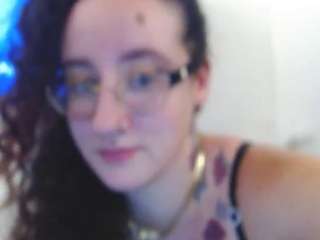 le modèle adafontaine18 est en webcam porno dans un show sur le site camsoda, il possède les tags suivants: ass,ass bouncing,young-adult,wet,virgin,twerk,toys,tease,tattoos,swallow,spank,solo,ride torso,pussy,natural,lovense,glasses,feet,facial piercings,dildo-or-vibrator