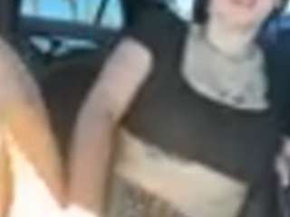 Live webcam model adafontaine18 on Soda Cams