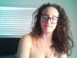 adafontaine18's Live Sex Cam Show