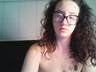 adafontaine18's Live Sex Cam Show