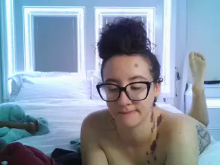 adafontaine18's Live Sex Cam Show