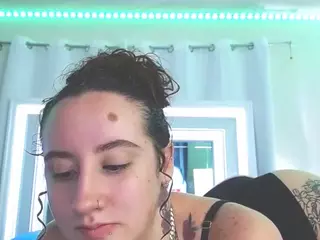 adafontaine18's Live Sex Cam Show