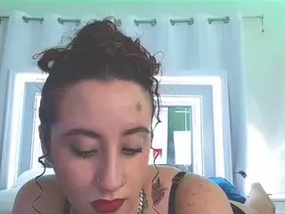 adafontaine18's Live Sex Cam Show