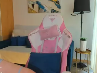 CrimsonLove's Live Sex Cam Show