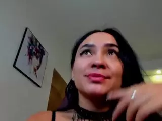 ginebra-ness's Live Sex Cam Show