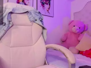 ginebra-ness's Live Sex Cam Show