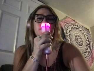 suziieq23 Live Webcam on CamSoda