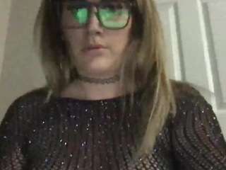 SuziieQSunday  x3.
