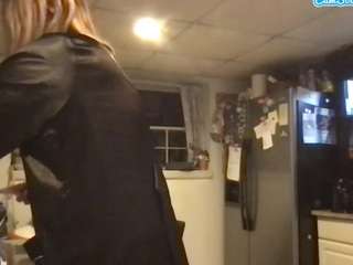 suziieq23 webcam