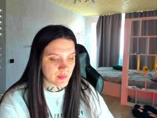 sweetyladiy live cam profile