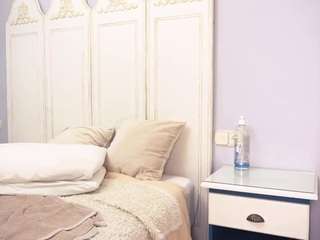 aneelory's live room
