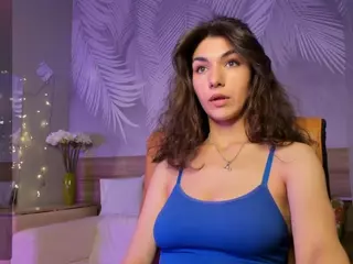 MonicaVii's Live Sex Cam Show