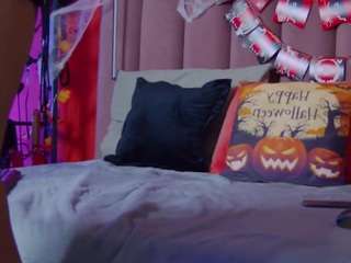 sellashinee Live Webcam on CamSoda