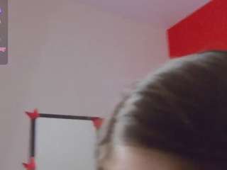 sellashinee's CamSoda show and profile