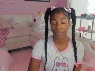  naomisimone chat room