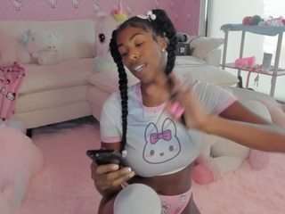  naomisimone chat room