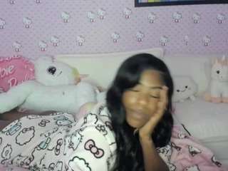 Live webcam model naomisimone on Soda Cams