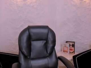 Dieses Model ist jetzt live. arianadumont