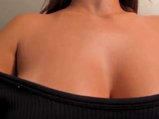 arianadumont live webcam show