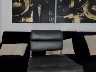 ArianaDumont's Live Sex Cam Show