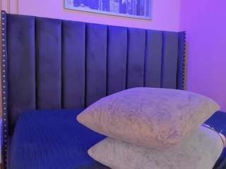 ashlye-miller's live room