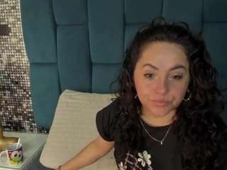 hanny-milf's CamSoda show and profile