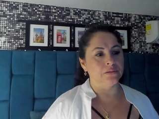 hanny-milf Live Webcam on CamSoda