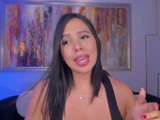 katiestonne, female webcam model,  years old, on live webcam