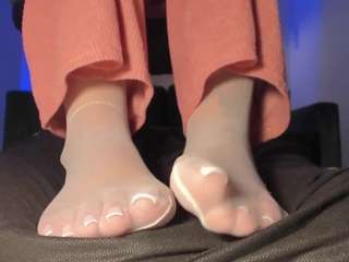 katiestonne live cam profile