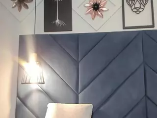 sarita-hills's Live Sex Cam Show
