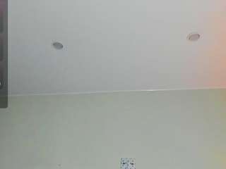 tune-godness live webcam show