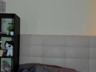 Tune-Godness live cam preview