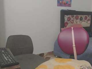  yoursexyandhotprinces chat room