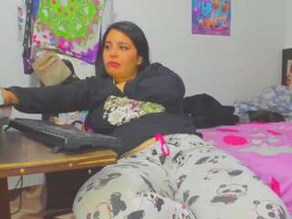  yoursexyandhotprinces chat room