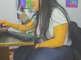 yoursexyandhotprince... webcam