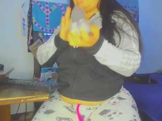  yoursexyandhotprinces chat room