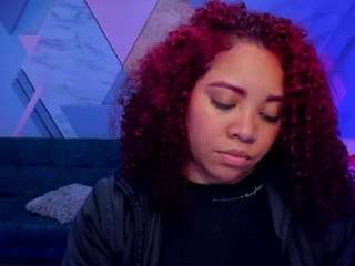 angela-coffee Live Webcam on CamSoda