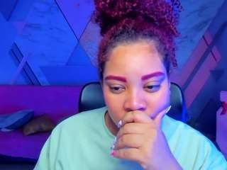 angela-coffee webcam model