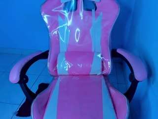 angela-coffee Live Webcam on CamSoda