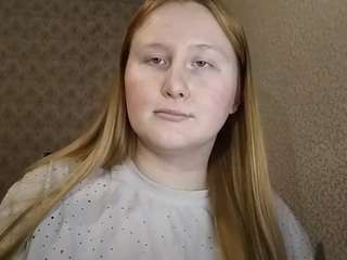 anikalipps Live Webcam on CamSoda