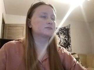 anikalipps from CamSoda